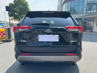 Toyota RAV4 2021 2.0L CVT Versión de lujo de tracción a dos ruedas exterior foto 6 Toyota RAV4 2021 2.0L CVT Versión de lujo de tracción a dos ruedas exterior foto 6