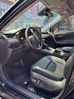 Toyota RAV4 2021 2.0L CVT Versión de lujo de tracción a dos ruedas exterior foto 8 Toyota RAV4 2021 2.0L CVT Versión de lujo de tracción a dos ruedas exterior foto 8