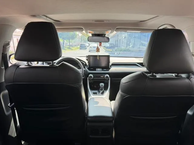 Toyota RAV4 2021 2.0L CVT Versión de lujo de tracción a dos ruedas interior foto 14 Toyota RAV4 2021 2.0L CVT Versión de lujo de tracción a dos ruedas interior foto 14