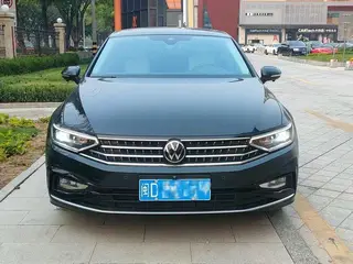 Volkswagen Magotan 2024 200 Diez mil vehículos 330TSI DSG De lujo exterior foto 2