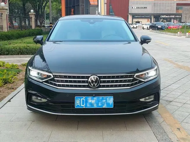 Volkswagen Magotan 2024 200 Diez mil vehículos 330TSI DSG De lujo interior foto 9