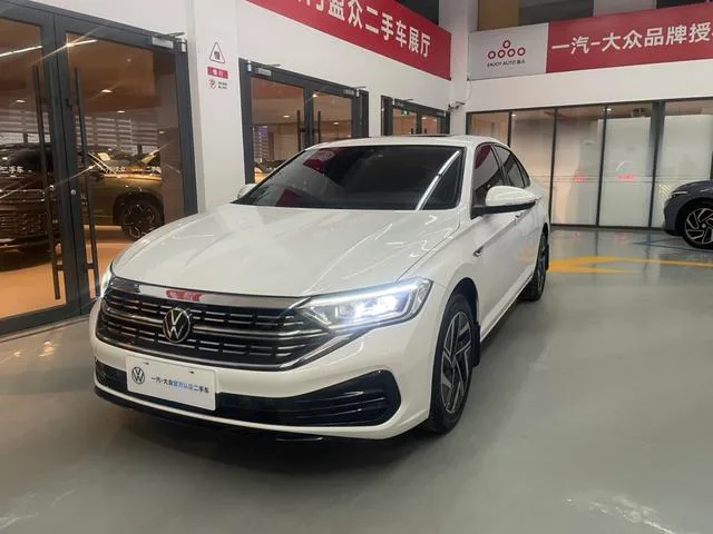 Volkswagen Sagitar 2023 300TSI DSG Premium Edition exterior photo 1 Volkswagen Sagitar 2023 300TSI DSG Premium Edition exterior photo 1