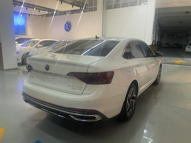 Volkswagen Sagitar 2023 300TSI DSG Premium Edition interior photo 15 Volkswagen Sagitar 2023 300TSI DSG Premium Edition interior photo 15