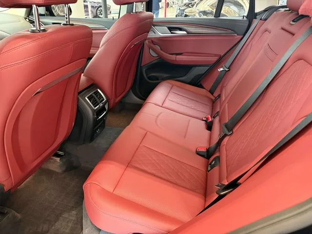 BMW X3 2023 xDrive30i Leading Type M Obsidian Night Suit interior photo 10 BMW X3 2023 xDrive30i Leading Type M Obsidian Night Suit interior photo 10