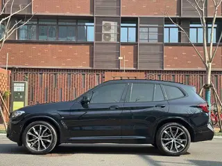 BMW X3 2023 xDrive30i Leader M Ensemble de nuit Yao extérieur photo 3 BMW X3 2023 xDrive30i Leader M Ensemble de nuit Yao extérieur photo 3