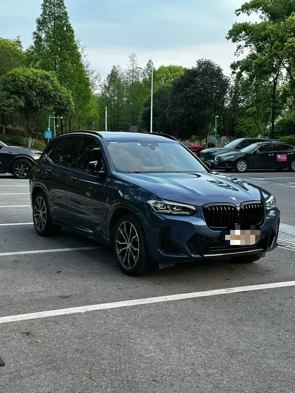 BMW X3 2023 xDrive30i Tipo de lujo M Traje de noche Yao exterior foto 3 BMW X3 2023 xDrive30i Tipo de lujo M Traje de noche Yao exterior foto 3