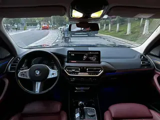 BMW X3 2023 xDrive30i Tipo de lujo M Traje de noche Yao interior foto 6 BMW X3 2023 xDrive30i Tipo de lujo M Traje de noche Yao interior foto 6