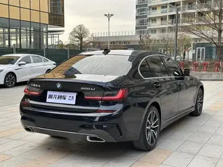 BMW 3 Series 2022 325Li M Sports suit exterior photo 3 BMW 3 Series 2022 325Li M Sports suit exterior photo 3