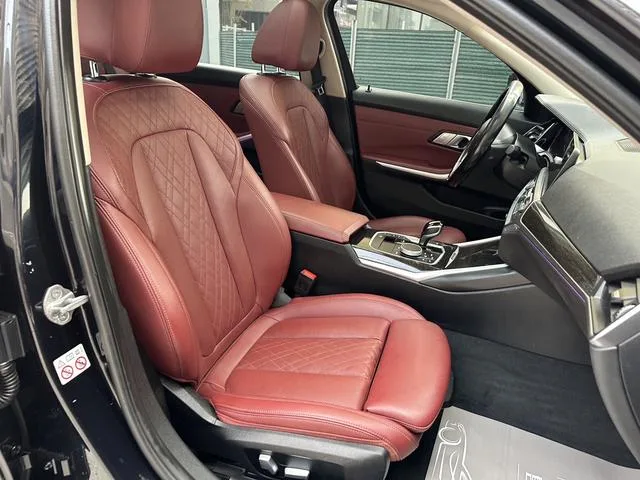 BMW 3 Series 2022 325Li M Sports suit interior photo 20 BMW 3 Series 2022 325Li M Sports suit interior photo 20