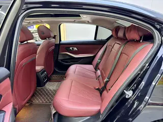 BMW 3 Series 2023 325Li M Conjunto deportivo exterior foto 6 BMW 3 Series 2023 325Li M Conjunto deportivo exterior foto 6