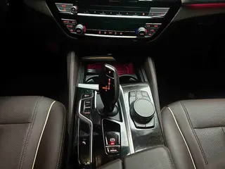 BMW 5 Series 2022 525Li M Sports suit interior photo 14 BMW 5 Series 2022 525Li M Sports suit interior photo 14