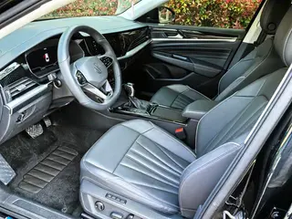 Volkswagen Passat 2024 380TSI Star Elite Edition exterior photo 4