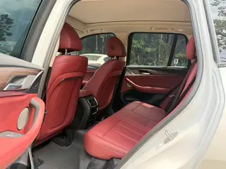 BMW X3 2023 xDrive30i Líder M Traje de noche Yao interior foto 12 BMW X3 2023 xDrive30i Líder M Traje de noche Yao interior foto 12