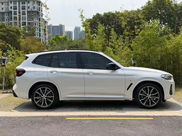 BMW X3 2023 xDrive30i Líder M Traje de noche Yao interior foto 18 BMW X3 2023 xDrive30i Líder M Traje de noche Yao interior foto 18