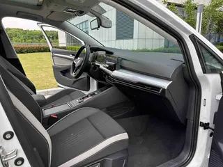 Volkswagen Golf 2023 280TSI DSG Pro extérieur photo 8 Volkswagen Golf 2023 280TSI DSG Pro extérieur photo 8