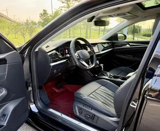 Volkswagen Passat 2022 380TSI Versión principal exterior foto 4 Volkswagen Passat 2022 380TSI Versión principal exterior foto 4