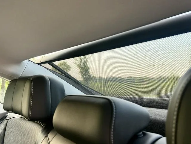 Volkswagen Passat 2022 380TSI Versión principal interior foto 16 Volkswagen Passat 2022 380TSI Versión principal interior foto 16