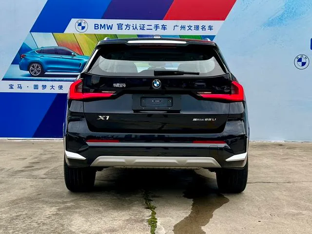 BMW X1 2025 sDrive25Li X Traje de diseño exterior foto 6 BMW X1 2025 sDrive25Li X Traje de diseño exterior foto 6