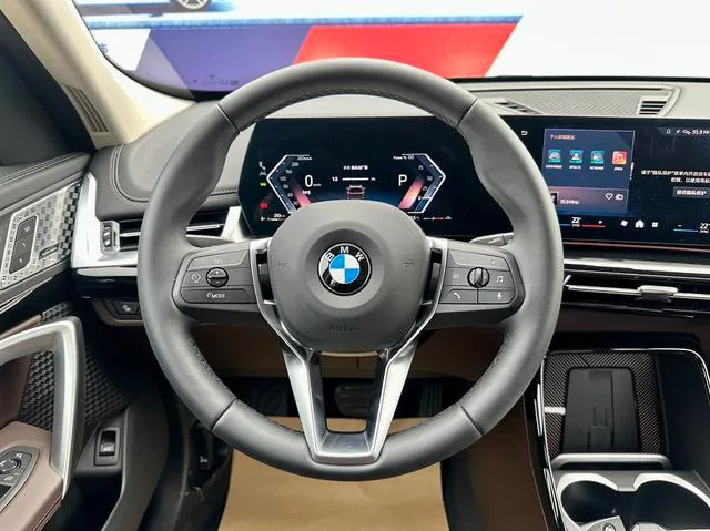 BMW X1 2025 sDrive25Li X Traje de diseño interior foto 14 BMW X1 2025 sDrive25Li X Traje de diseño interior foto 14