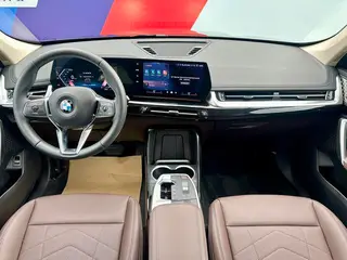BMW X1 2025 sDrive25Li X Traje de diseño interior foto 15 BMW X1 2025 sDrive25Li X Traje de diseño interior foto 15