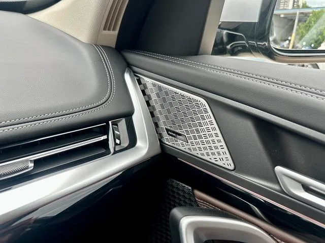 BMW X1 2025 sDrive25Li X Traje de diseño interior foto 19 BMW X1 2025 sDrive25Li X Traje de diseño interior foto 19