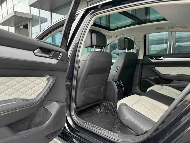 Volkswagen Magotan 2023 200 Edición conmemorativa de 10,000 vehículos 330TSI DSG De lujo exterior foto 4