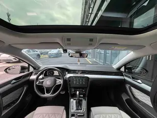 Volkswagen Magotan 2023 200 Edición conmemorativa de 10,000 vehículos 330TSI DSG De lujo interior foto 6