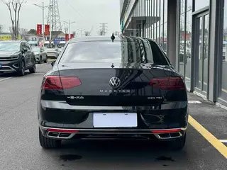 Volkswagen Magotan 2023 200 Edición conmemorativa de 10,000 vehículos 330TSI DSG De lujo interior foto 8