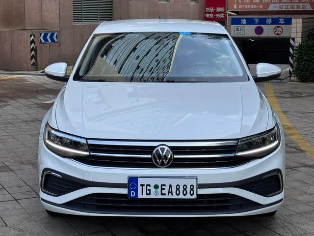 Volkswagen Bora 2024 200TSI DSG Versión Changxing exterior foto 2 Volkswagen Bora 2024 200TSI DSG Versión Changxing exterior foto 2