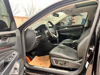 Volkswagen Passat 2023 Restyling 330TSI Star Deluxe Edition interior photo 8 Volkswagen Passat 2023 Restyling 330TSI Star Deluxe Edition interior photo 8