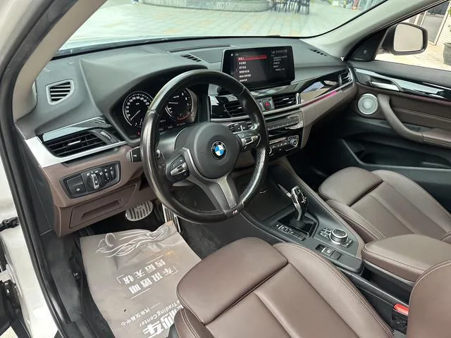 BMW X1 2022 sDrive25Li Leading Type interior photo 11 BMW X1 2022 sDrive25Li Leading Type interior photo 11