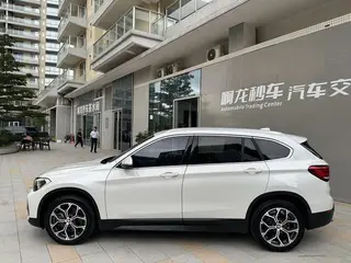 BMW X1 2022 sDrive25Li Leading Type interior photo 15 BMW X1 2022 sDrive25Li Leading Type interior photo 15