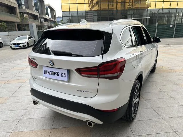 BMW X1 2022 sDrive25Li Leading Type interior photo 16 BMW X1 2022 sDrive25Li Leading Type interior photo 16