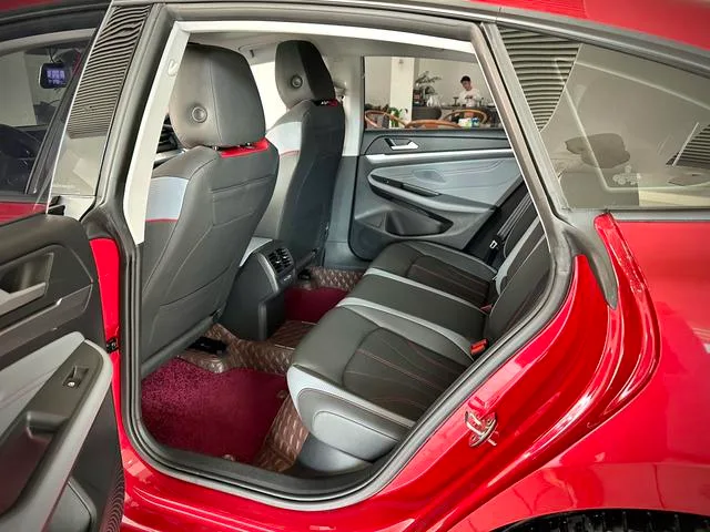 Volkswagen Lamando 2023 Lamando L 280TSI DSG Versión picante deslumbrante exterior foto 3