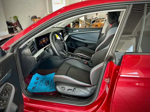 Volkswagen Lamando 2023 Lamando L 280TSI DSG Versión picante deslumbrante interior foto 6