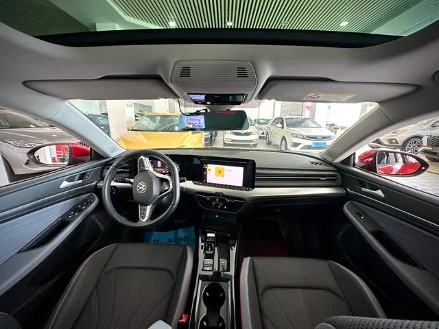 Volkswagen Lamando 2023 Lamando L 280TSI DSG Versión picante deslumbrante interior foto 7