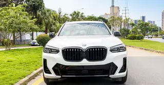 BMW X3 2023 xDrive30i Tipo de lujo M Traje de noche Yao exterior foto 2 BMW X3 2023 xDrive30i Tipo de lujo M Traje de noche Yao exterior foto 2
