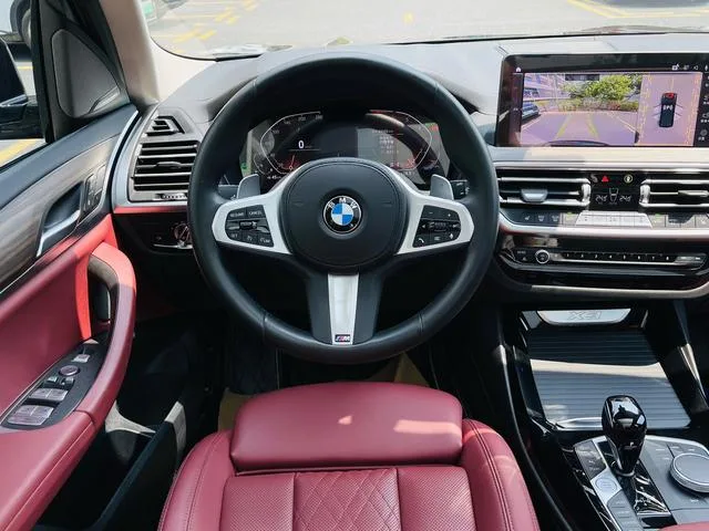 BMW X3 2022 xDrive30i Leading Type M Obsidian Night Suit interior photo 14 BMW X3 2022 xDrive30i Leading Type M Obsidian Night Suit interior photo 14