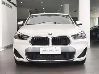 BMW X2 2021 sDrive25i M Спортивный костюм экстерьер фото 2 BMW X2 2021 sDrive25i M Спортивный костюм экстерьер фото 2