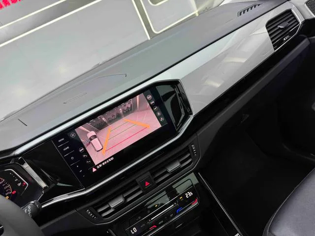 Volkswagen Tayron 2021 330TSI Deux roues motrices 3 Anniversaire édition limitée intérieur photo 10 Volkswagen Tayron 2021 330TSI Deux roues motrices 3 Anniversaire édition limitée intérieur photo 10