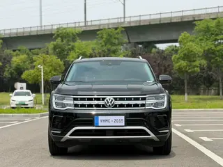 Volkswagen Teramont 2023 330TSI Two-wheel Drive Respect Deluxe Edition exterior photo 2