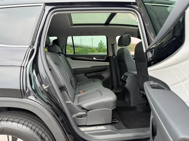 Volkswagen Teramont 2023 330TSI Two-wheel Drive Respect Deluxe Edition interior photo 17
