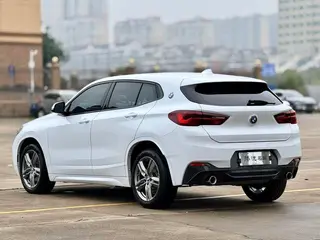 BMW X2 2022 sDrive25i M Conjunto deportivo exterior foto 5 BMW X2 2022 sDrive25i M Conjunto deportivo exterior foto 5