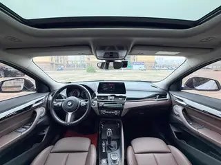 BMW X2 2022 sDrive25i M Conjunto deportivo interior foto 11 BMW X2 2022 sDrive25i M Conjunto deportivo interior foto 11