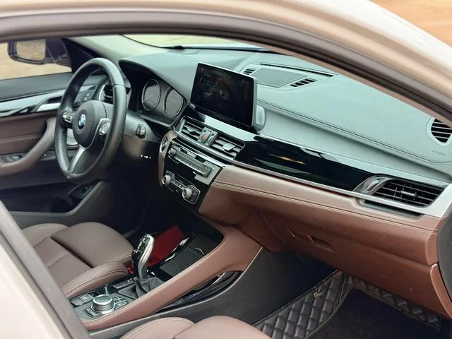 BMW X2 2022 sDrive25i M Conjunto deportivo interior foto 19 BMW X2 2022 sDrive25i M Conjunto deportivo interior foto 19