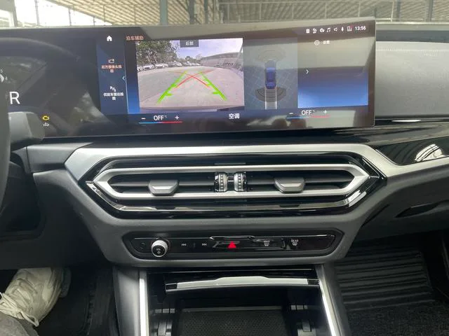 BMW 3 Series 2023 320Li M Sports suit interior photo 17 BMW 3 Series 2023 320Li M Sports suit interior photo 17