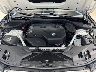 BMW 5 Series 2022 Reforma 525Li Traje de lujo interior foto 19