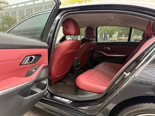 BMW 3 Series 2023 325Li M Sports suit interior photo 8 BMW 3 Series 2023 325Li M Sports suit interior photo 8