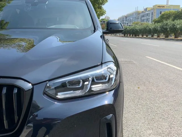 BMW X3 2022 Second change xDrive30i Leading Type M Obsidian Night Suit interior photo 13 BMW X3 2022 Second change xDrive30i Leading Type M Obsidian Night Suit interior photo 13