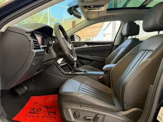 Volkswagen Passat 2024 380TSI Star Elite Edition interior photo 9 Volkswagen Passat 2024 380TSI Star Elite Edition interior photo 9